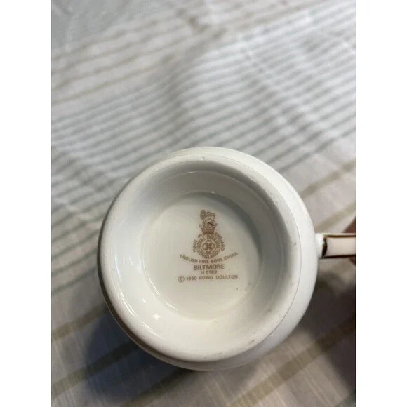 Royal Doulton Biltmore Blue Gold Rimmed Coffee Tea Cups & Saucers 18pc - Picture 9 of 12